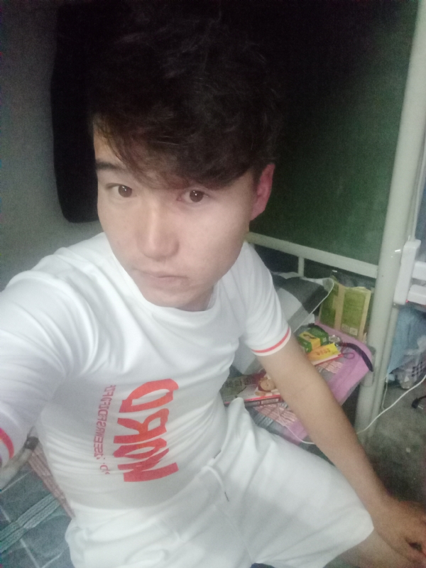 再回首的第一张照片--东莞残疾人相亲网